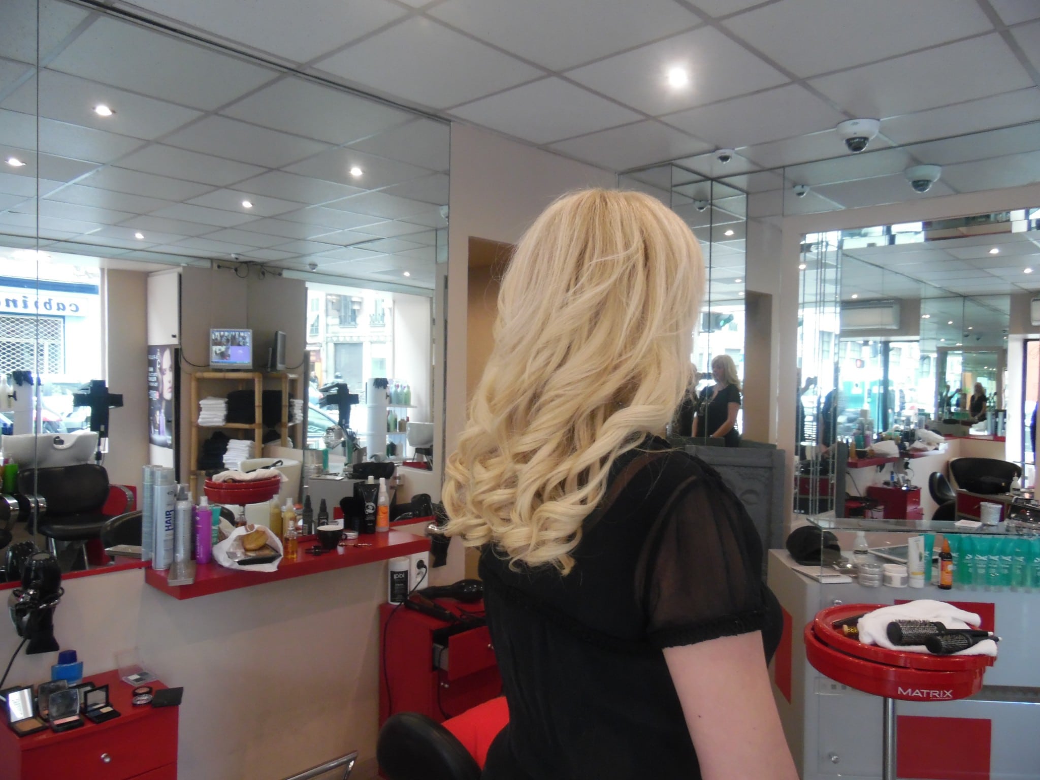 Extensions de cheveux naturelles salon GLAM'S Coiffure à Nice