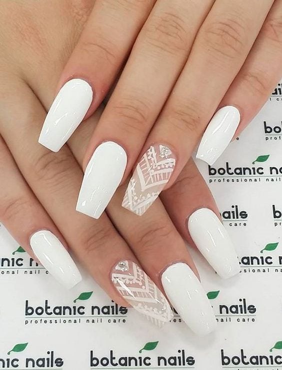 [ad_1]

Even with the simple whit nail polish, you can actually see how stunning it would make you look like. But you can accentuate your nail art with a great pattern and a diamond stone.
Source by koees
[ad_2]
			
			…