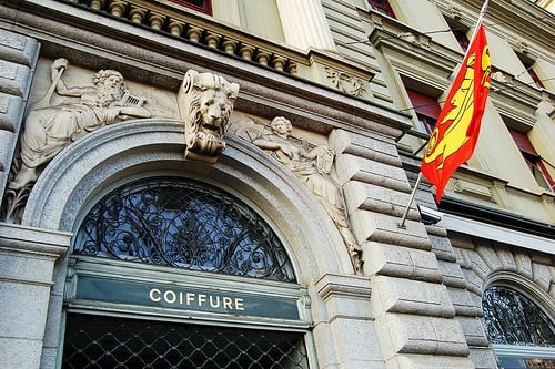 Posté par DreFlaherty  sur 2011-03-28 20:24:21 
    Tagged:  , SWITZERLAND , flag , lion , hair salon , old 
[ad_1]
[ad_2]…