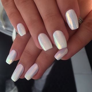 [ad_1]

You can't go wrong with white nails and an accent in your favorite color! Try it out with nail polish
Source by koeesanswer
[ad_2]
			
			…
