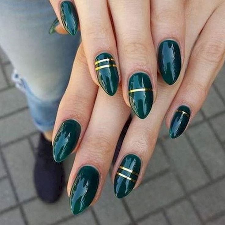 [ad_1]

18 Green Manicures – Add some flair with gold striping tape.
Source by daffz
[ad_2]
			
			…