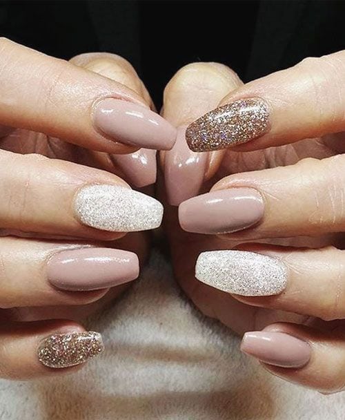 [ad_1]

While Fall nail designs are all about burgundy and burnt-orange palettes, Winter is shades of dark and light grey, subtle sparkles, and nudes ombred with metallic gold accents. Here, we found a selection of beautiful nail art you can easily…