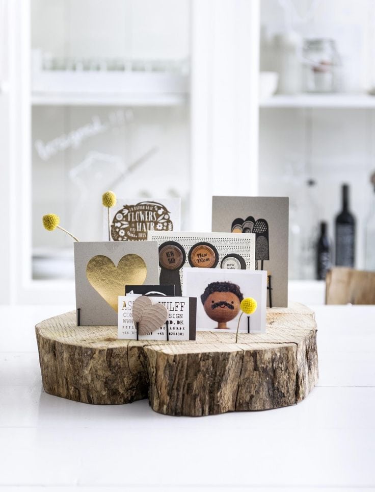 [ad_1]

If a block … we fell for this super simple idea: create a beautiful place for tickets and photos by simply to save a few nails into the wood – piece of a tree – DIY
Source by mamsie77
[ad_2]
			
			…