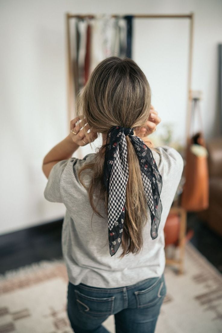 [ad_1]

5 Ways to Tie a Scarf for Long Hair
Source by 25walra25
[ad_2]
			
			…