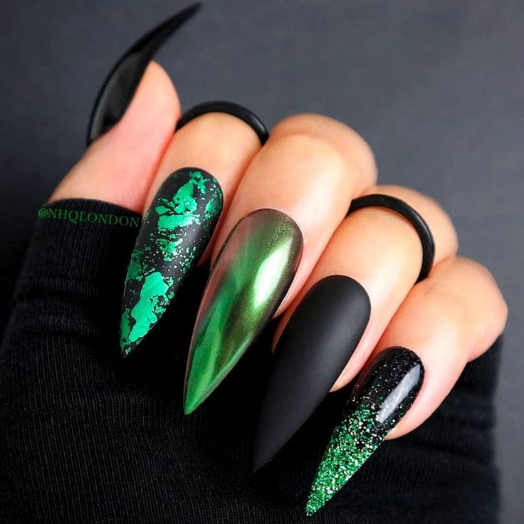 [ad_1]

Wicked Black Halloween Stiletto Nails #halloween #halloweennails #halloweennailart #stilettonails #blacknails
Source by honeybear304
[ad_2]
			
			…